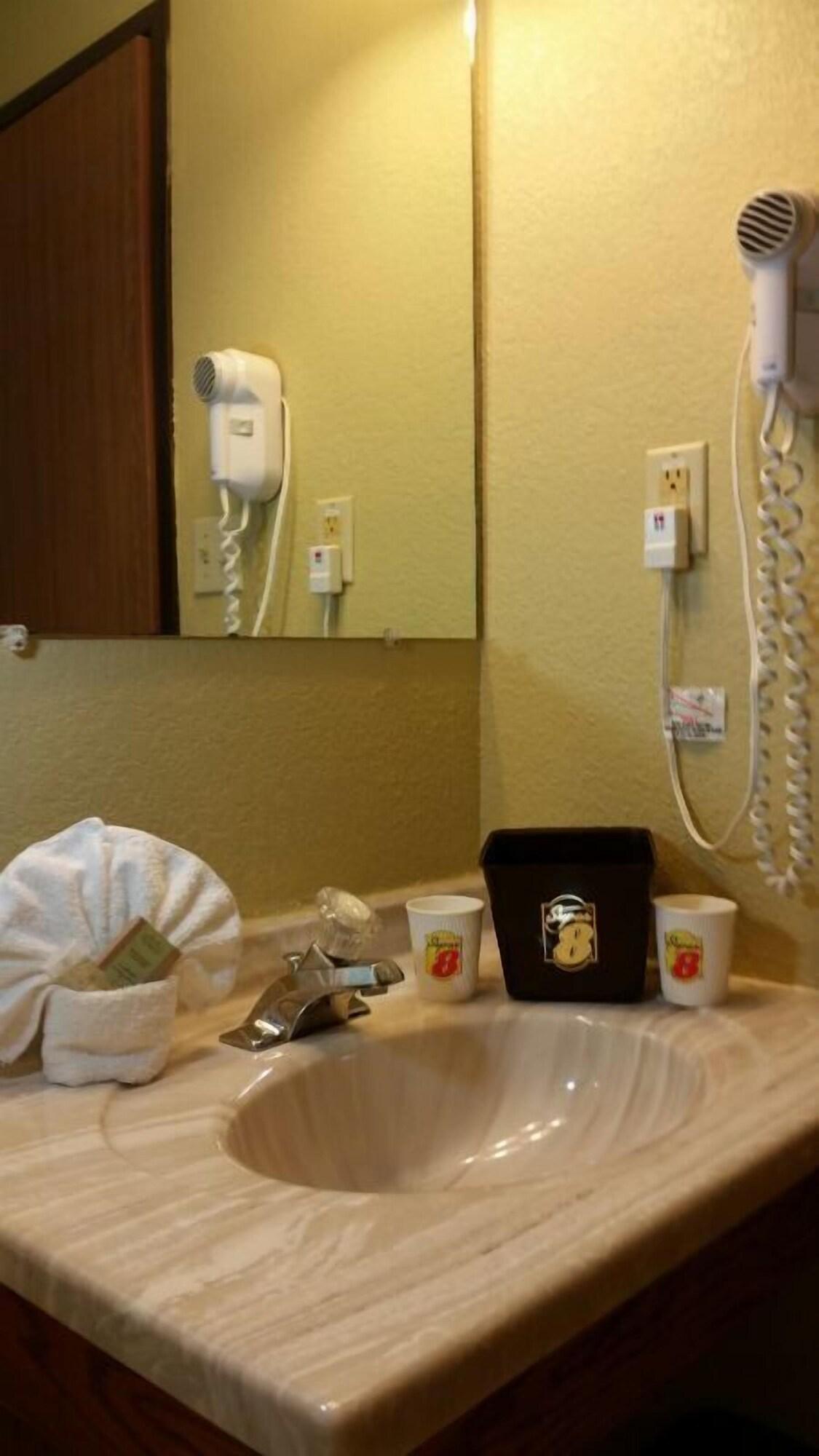 Super 8 By Wyndham Trinidad Hotel Luaran gambar