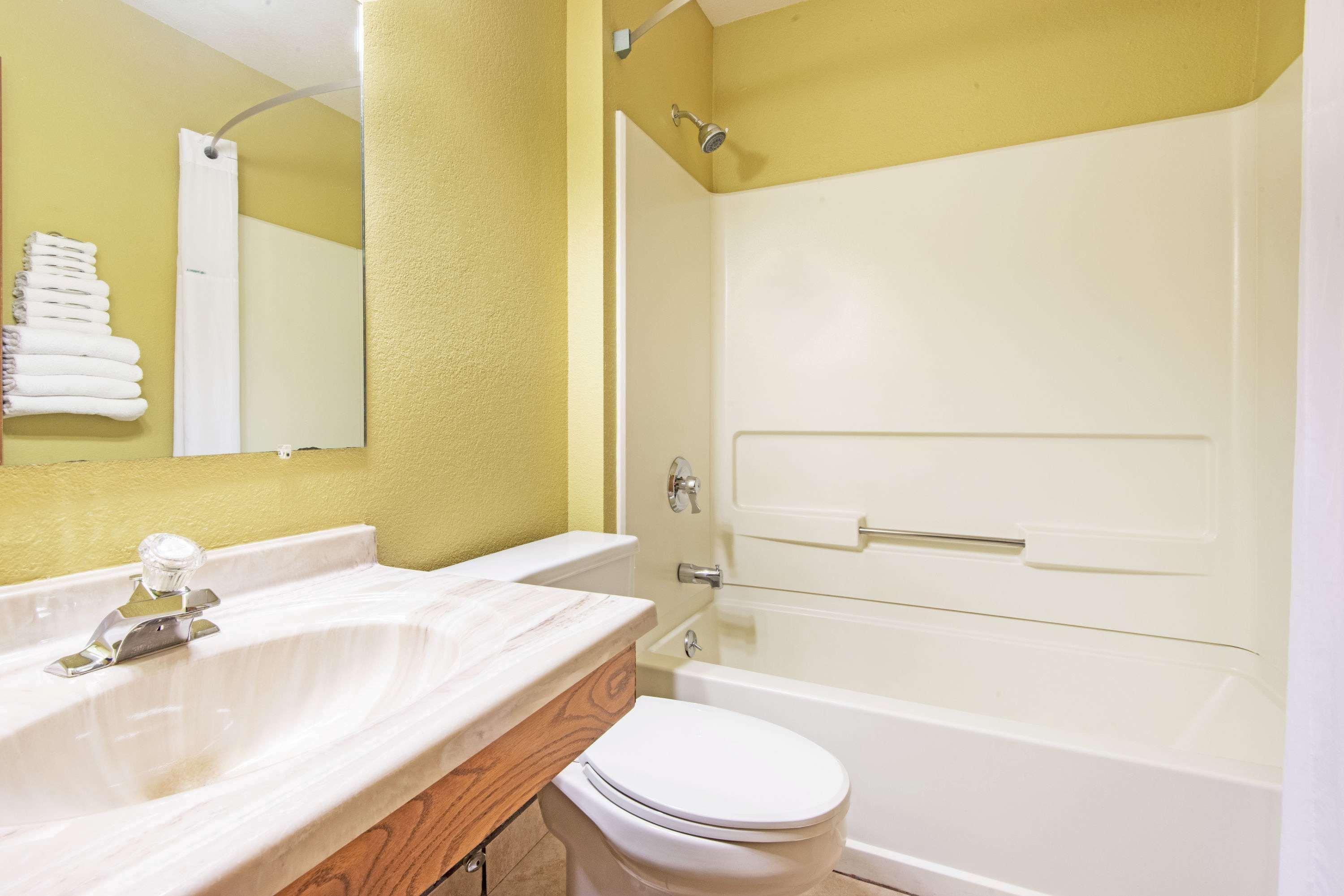 Super 8 By Wyndham Trinidad Hotel Luaran gambar